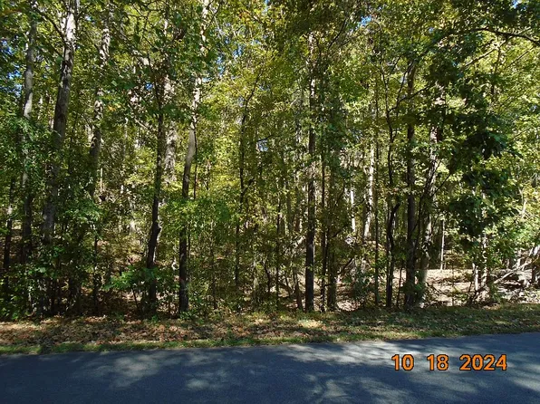 140 Chestnut Ln, Gastonia, NC 28052