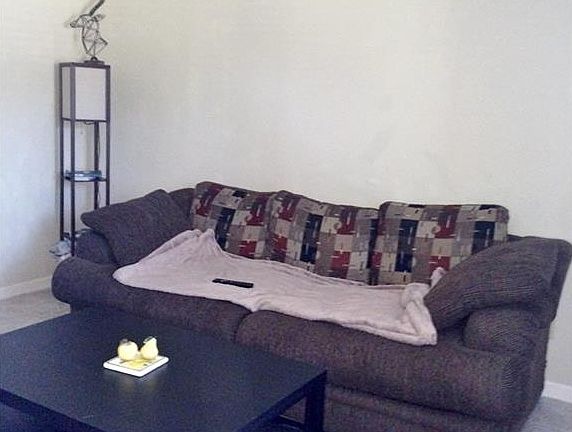 3rd image of 904 University Dr #77