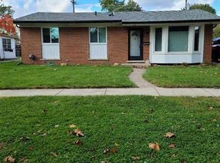 28845 Milton Ave, Warren, MI 48092