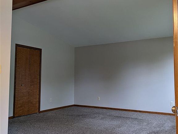 5th image of 39329 Muffatt St