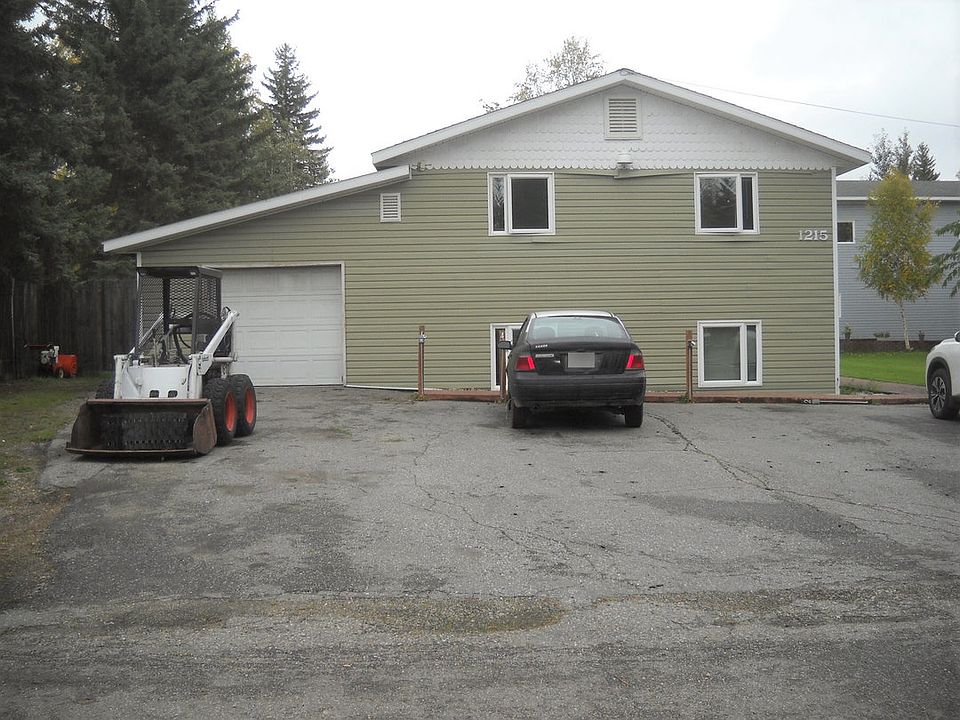 1st image of 1215 Hess Ave