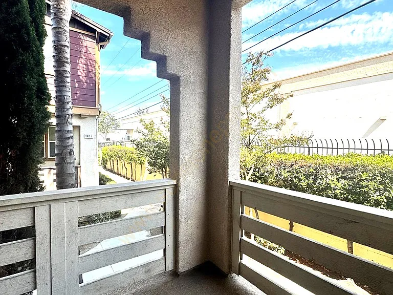 1443 Ledgestone Ln — Photo 24