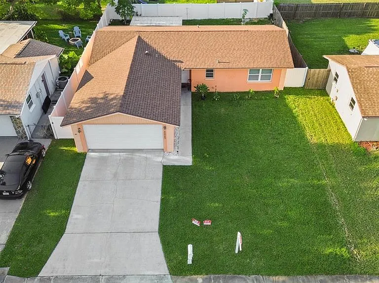 3327 Garfield Dr — Photo 4