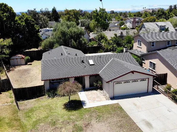 36461 Peugeot Pl, Newark, CA 94560
