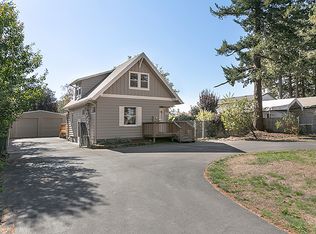 684 SW Hensley Rd, Troutdale, OR 97060