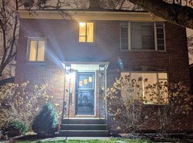 19831 Westway Dr, Rocky River, OH