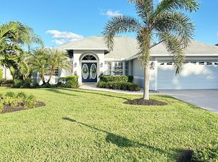 6674 Huntley Ln N, Naples, FL 34104