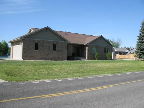 2211 Kapplinger Dr, Farwell, MI 48622