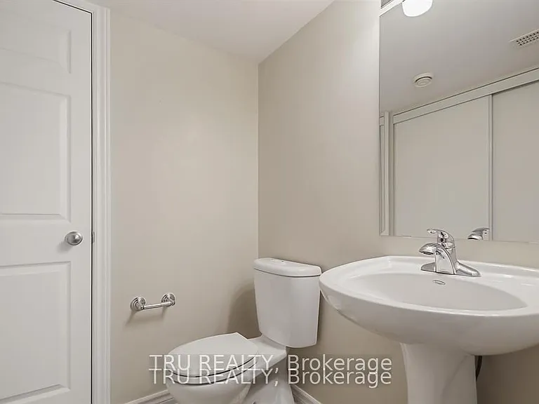 122 Lindenshade Dr #19 — Photo 28