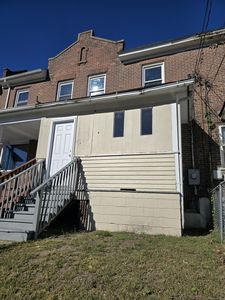 35 Ives Street, Waterbury, CT, 06704
