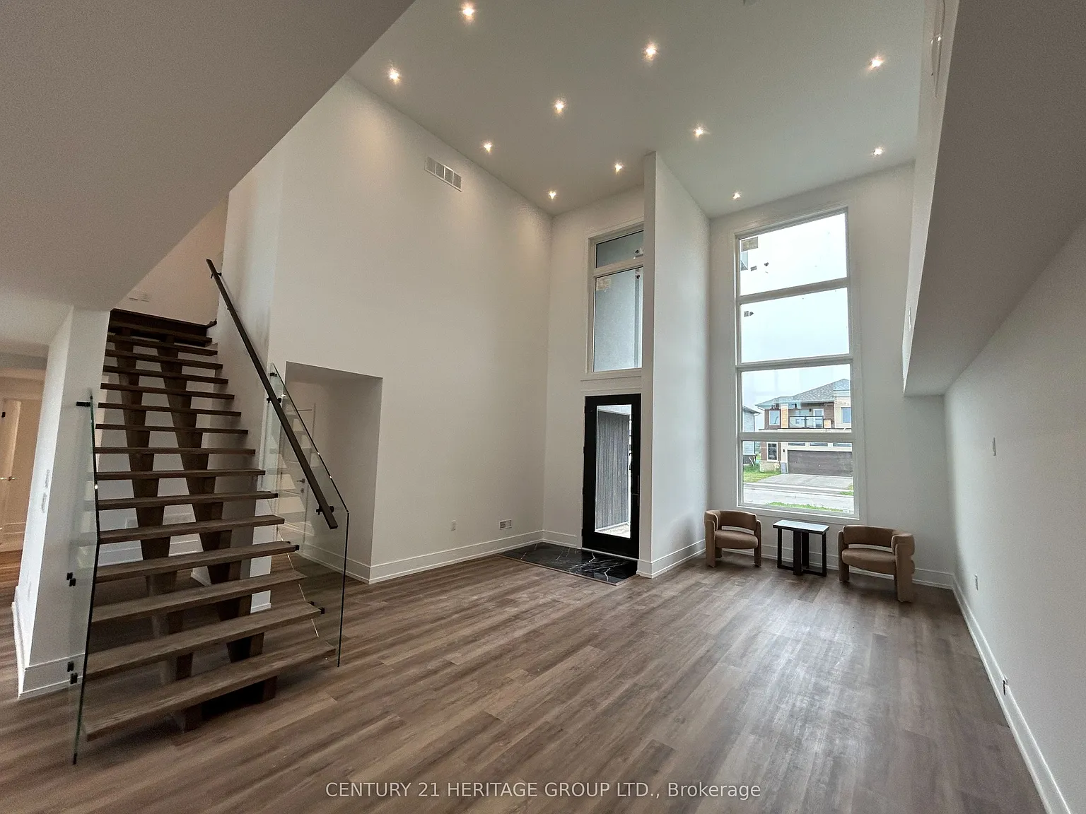 3 bed, $3,100 — Photo 4