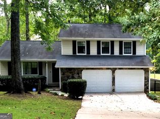 303 Farmbrook Point, Stockbridge, GA 30281