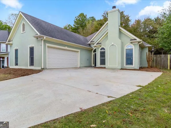 4575 Secret Cove Ct, Sugar Hill, GA 30518