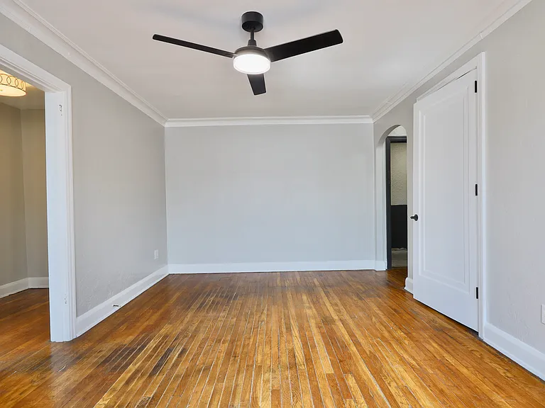 Apartments On Academy — Photo 19