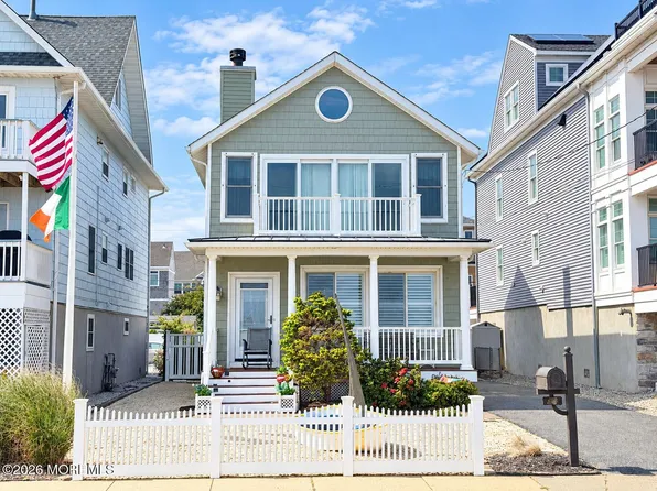 576 Ocean Ave, Sea Bright, NJ 07760