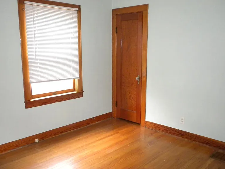 2345 Delor Ave — Photo 17