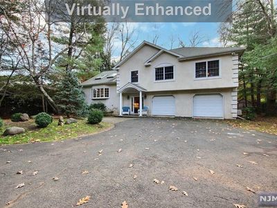 262 Eckerson Court Riv, Westwood, NJ, 07675