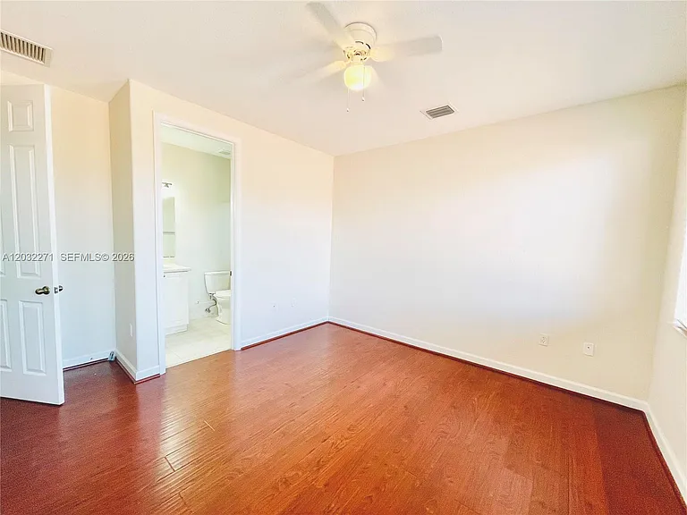 7427 SW 189th St — Photo 10