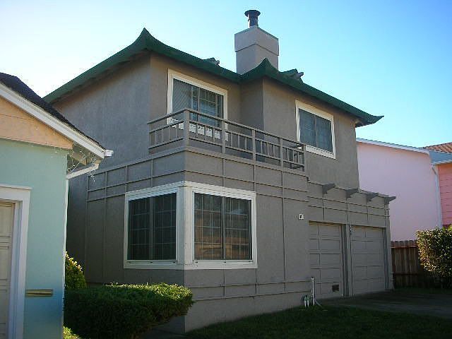 2nd image of 142 Eastridge Cir
