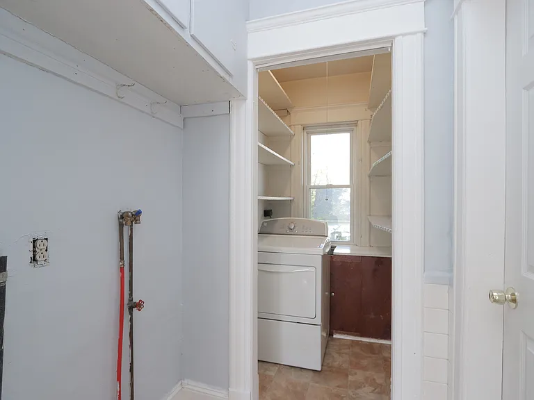 208 Prospect St #2 — Photo 16