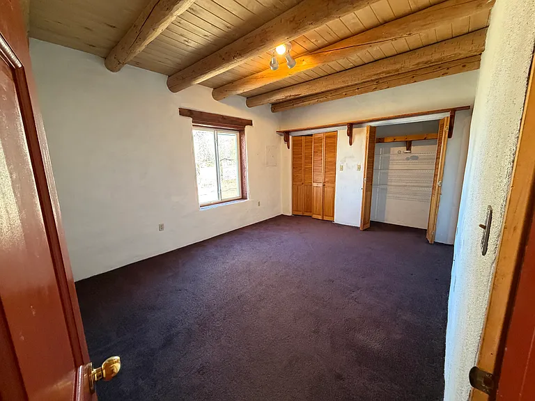 41 Old State Rd — Photo 12