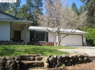 11562 Bernadine Ct, Grass Valley, CA 95949