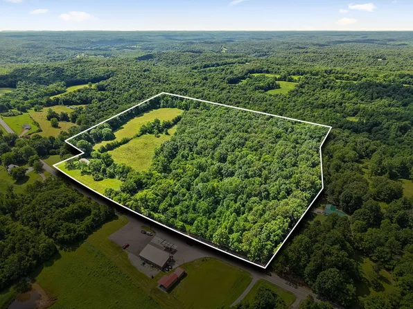 3320 Highway 49 E, Charlotte, TN 37036