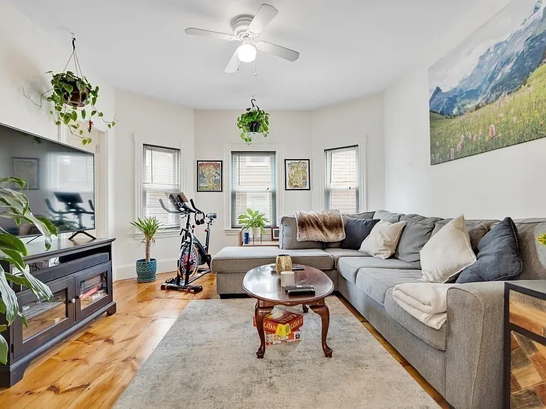 52 Waterhouse St #52 — Photo 11