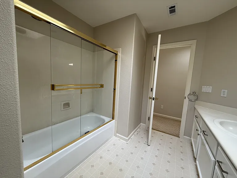 600 Bourne Ct — Photo 29