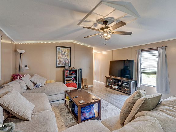 4th image of 145 L C McKee Rd