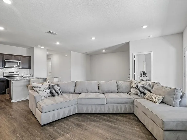 3000 Buttonbush Dr — Photo 31