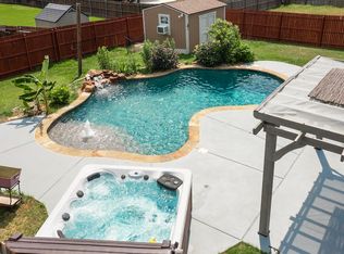 1278 Wysteria Ln, Burleson, TX 76028
