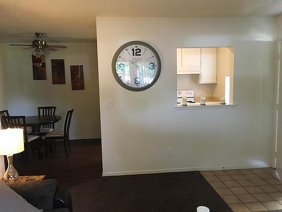 4th image of 1019 N Peach Ave APT 290