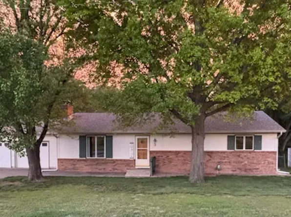 3 N Eastborough Rd, Salina, KS 67401
