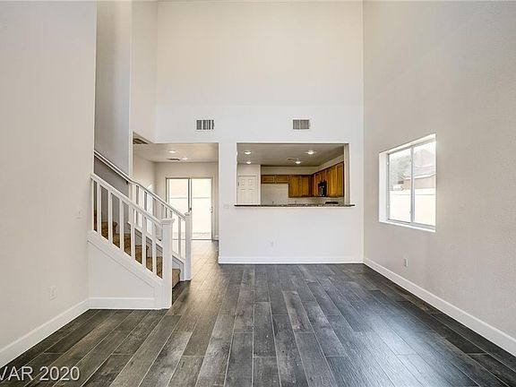 3rd image of 9929 Carrizo Springs Ave