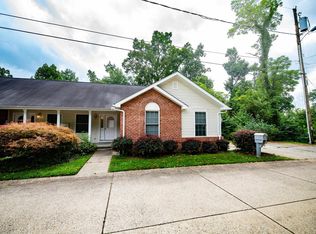 2 Seneca Ct, Huntington, WV 25705