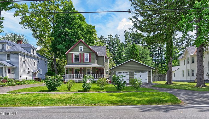 3rd image of 38 Elsmere Avenue