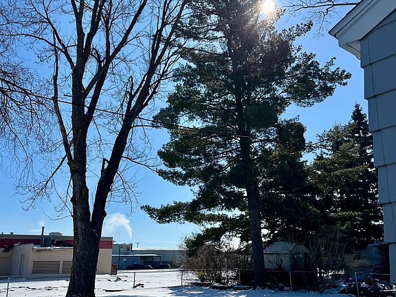 2nd image of 111 3rd St SW