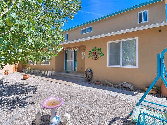3rd image of 2229 Antonio Ln