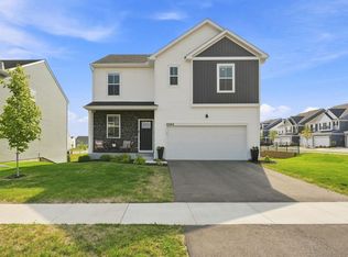 4844 Airlake Dr, Woodbury, MN 55129