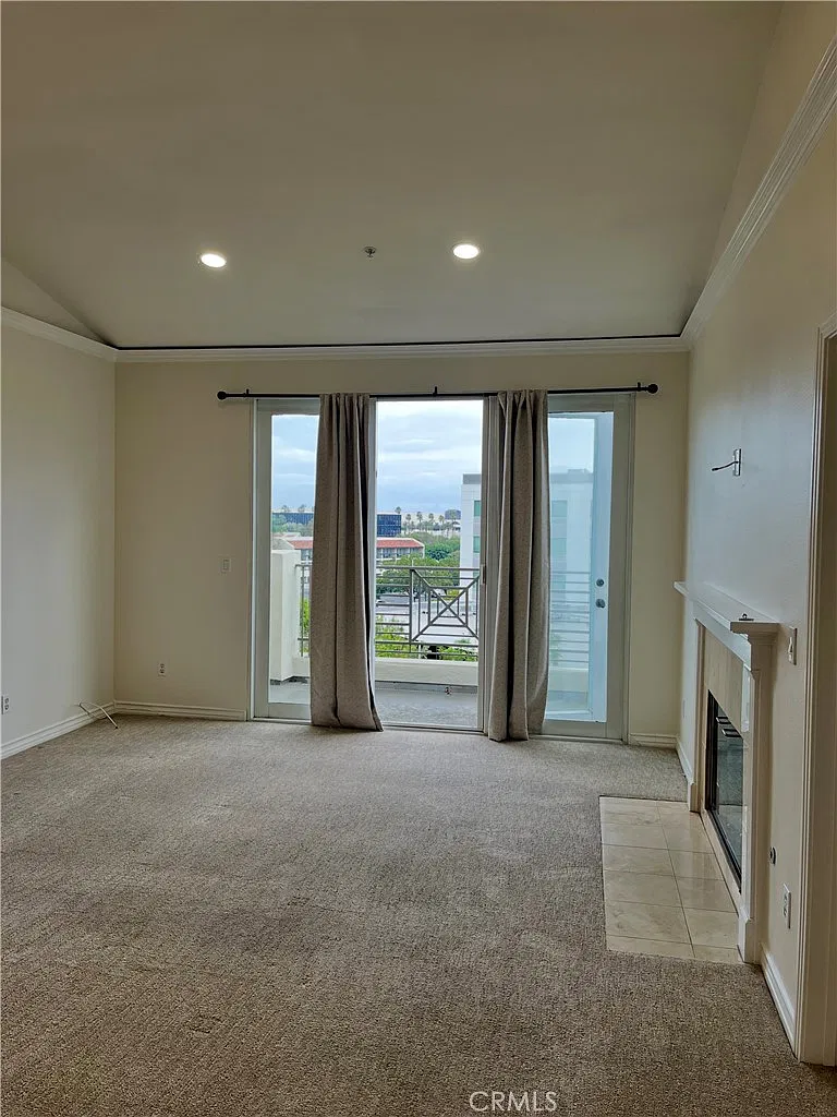 2 bed, 1233 sqft, $3,750 — Photo 1