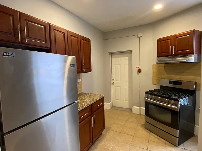 530 King St #42-B6 — Photo 7