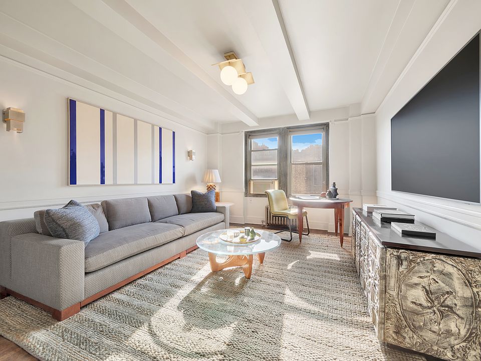 1st image of 365 W 20th St APT 9B