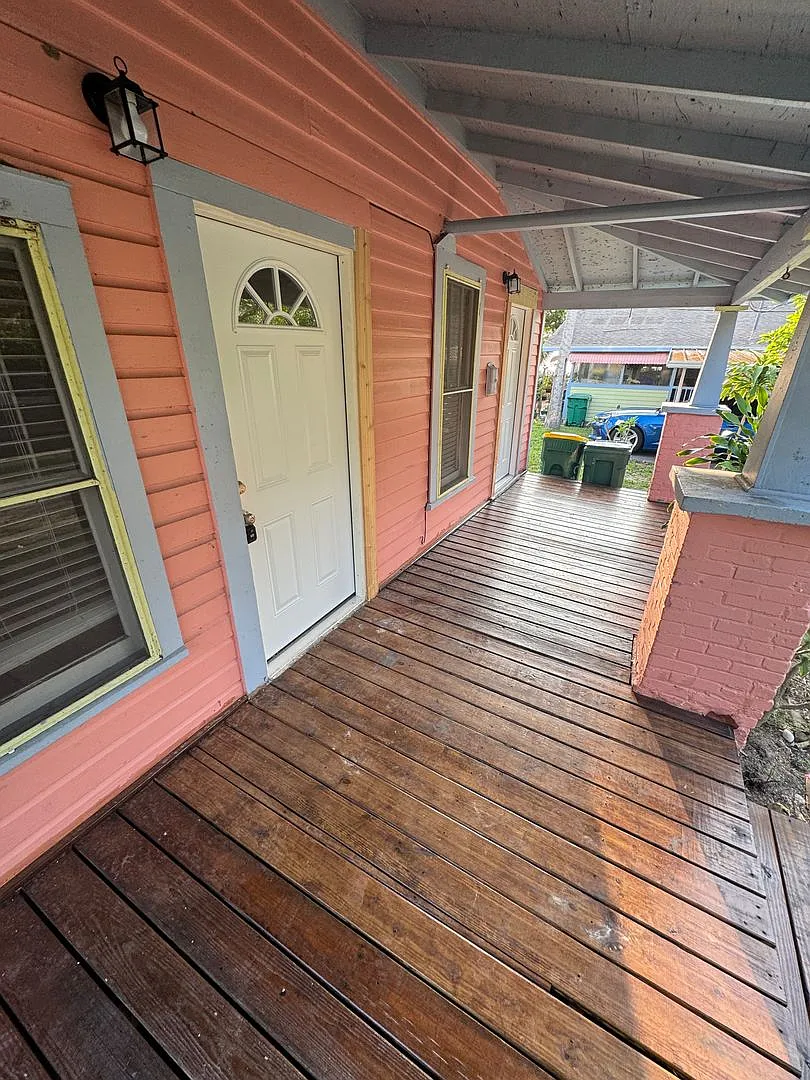 2 Bedroom 1.5 Bath Vintage Home In Cocoa — Photo 3