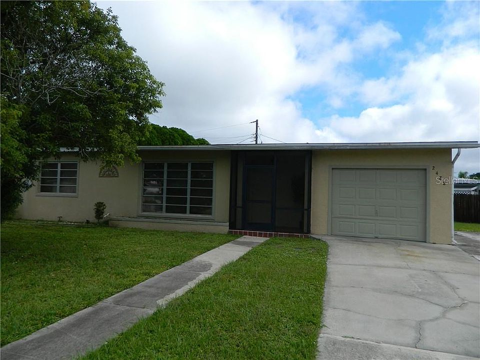 1st image of 2488 Picnic St