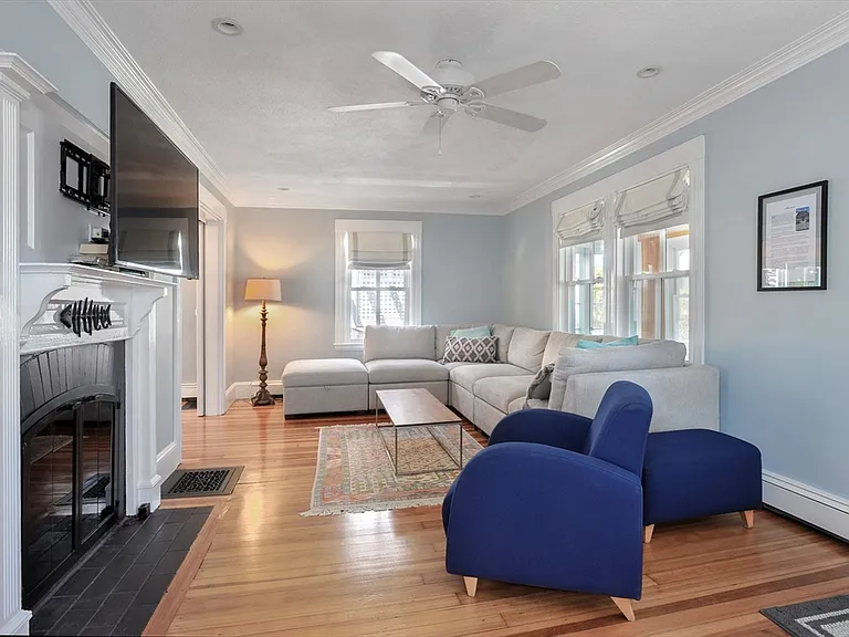 62 F St #BEACHSIDE — Photo 3