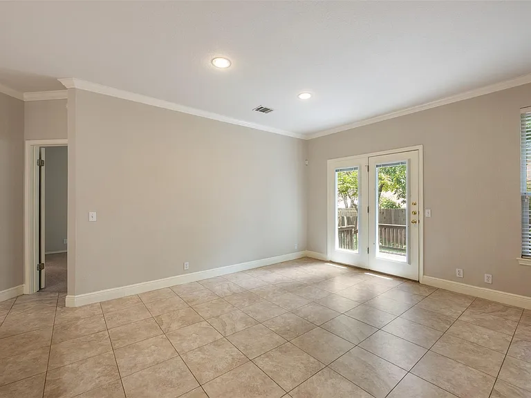 11619 Sonoma Dr — Photo 23