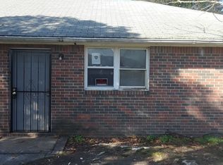 2001 Plow Ln, Chesapeake, VA 23324