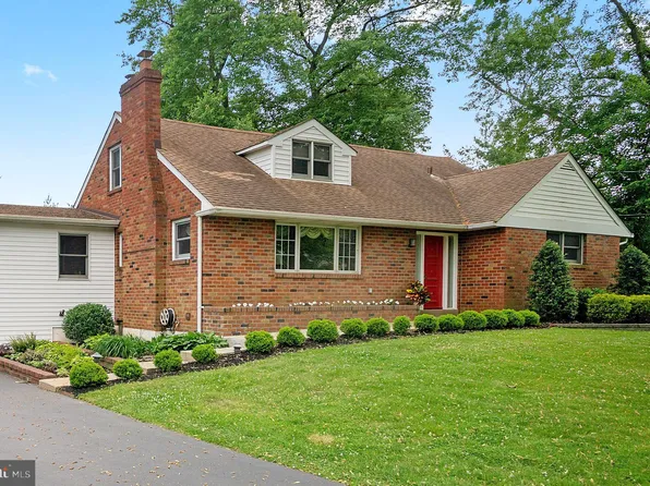 641 Norristown Rd, Horsham, PA 19044