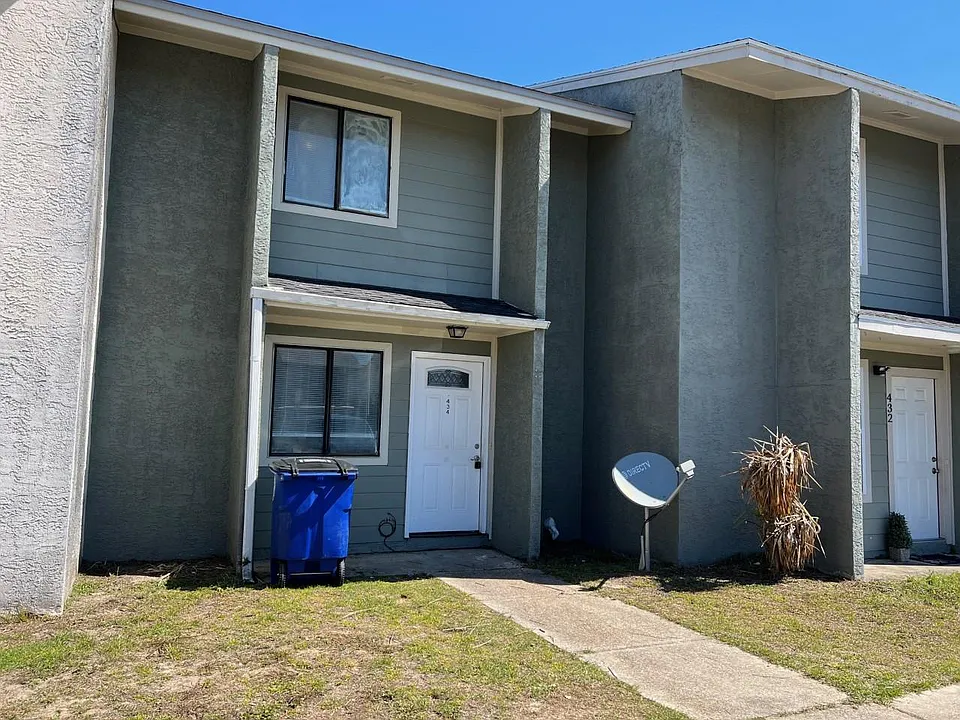 434 Venetian Way